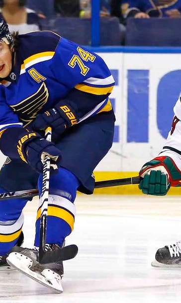 Blues trade Oshie to Capitals for Brouwer, Copley, draft pick